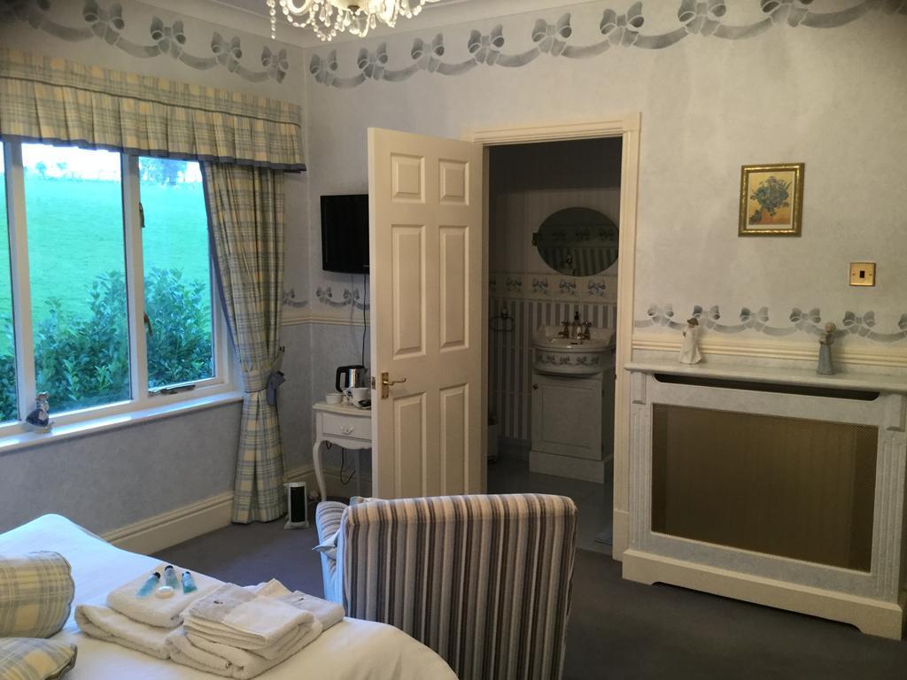 Plas Y Dderwen Bed And Breakfast Aberystwyth Ngoại thất bức ảnh