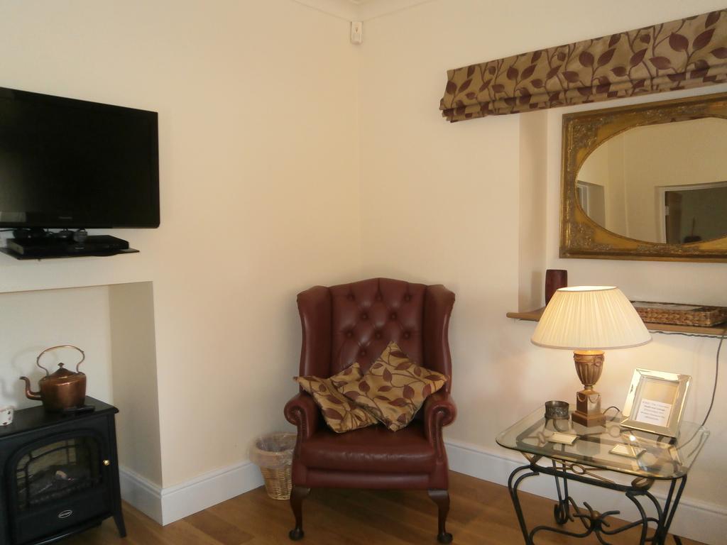 Plas Y Dderwen Bed And Breakfast Aberystwyth Ngoại thất bức ảnh
