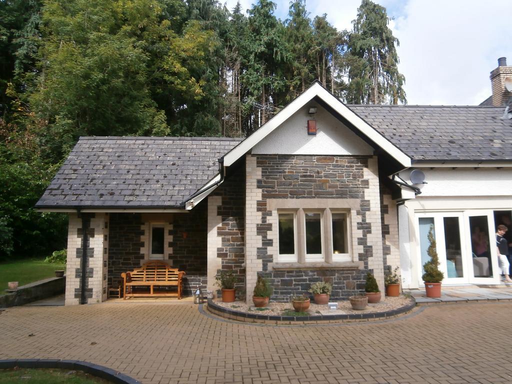 Plas Y Dderwen Bed And Breakfast Aberystwyth Ngoại thất bức ảnh